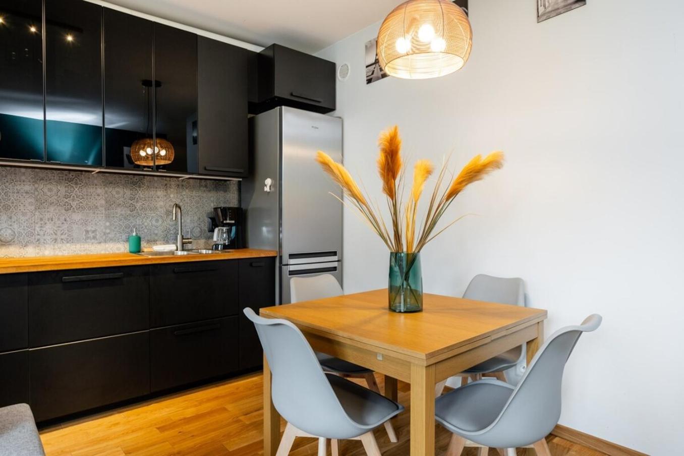 Modern 70M Apartment With Private Garden Metro Warszawa Exteriör bild